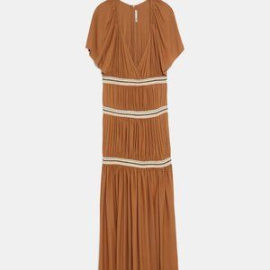 Limited Edition Zara Studio Contrasting Gathered Dress